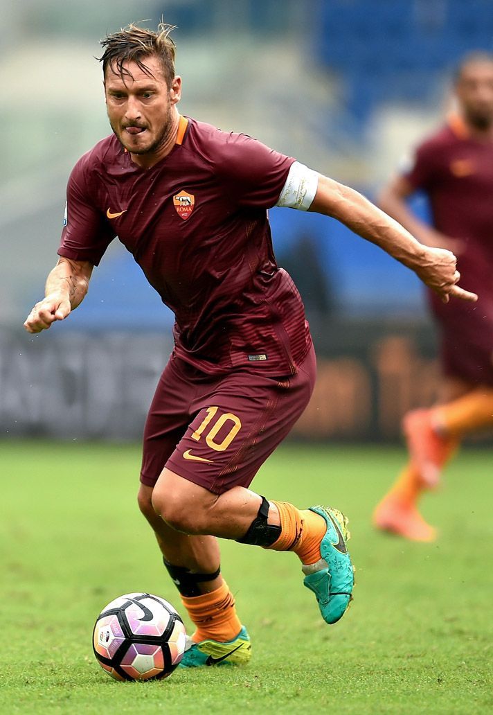 Retro AS Roma 2017-18 Home Jersey #10 Totti