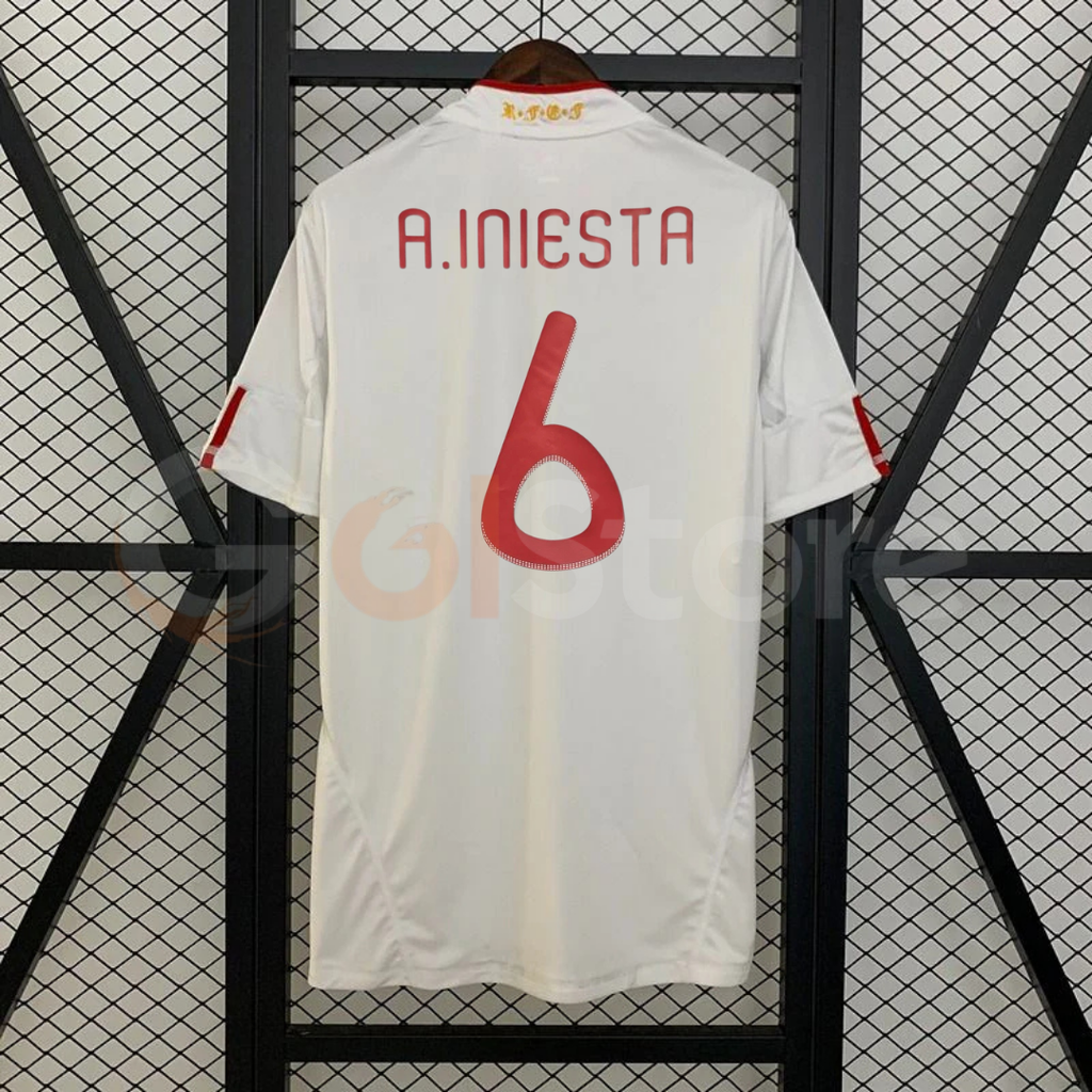 Spain 2011 Away Jersey – Iniesta #6 White Retro