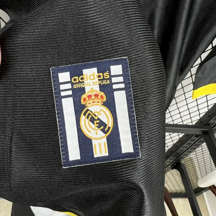 Real Madrid 1998-1999 Retro Black UCL Jersey #3 Roberto Carlos – Long Sleeve Classic Football Shirt S-2XL