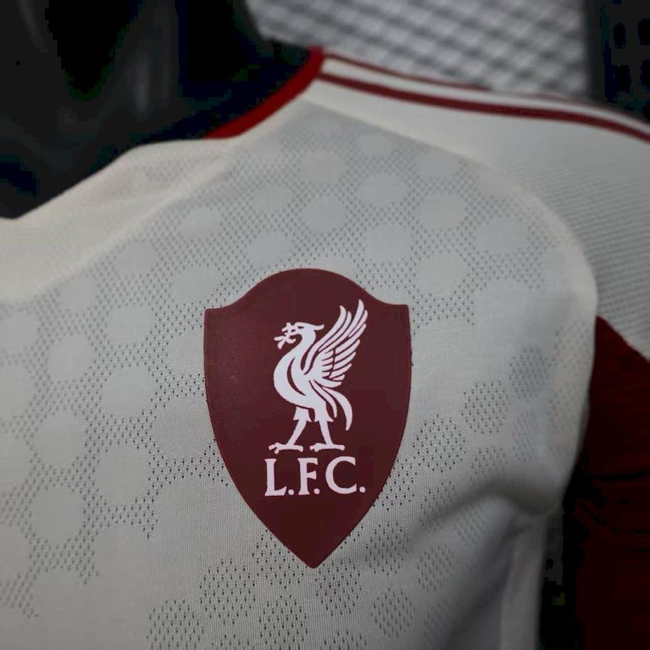 2025-2026 Liverpool Player Version White Long Sleeve Jersey Personalized PL UCL Patch
