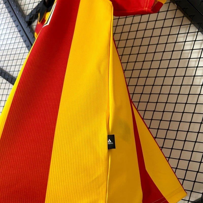 Galatasaray 1999-2000 Retro Home Short Sleeve Jersey Personalized