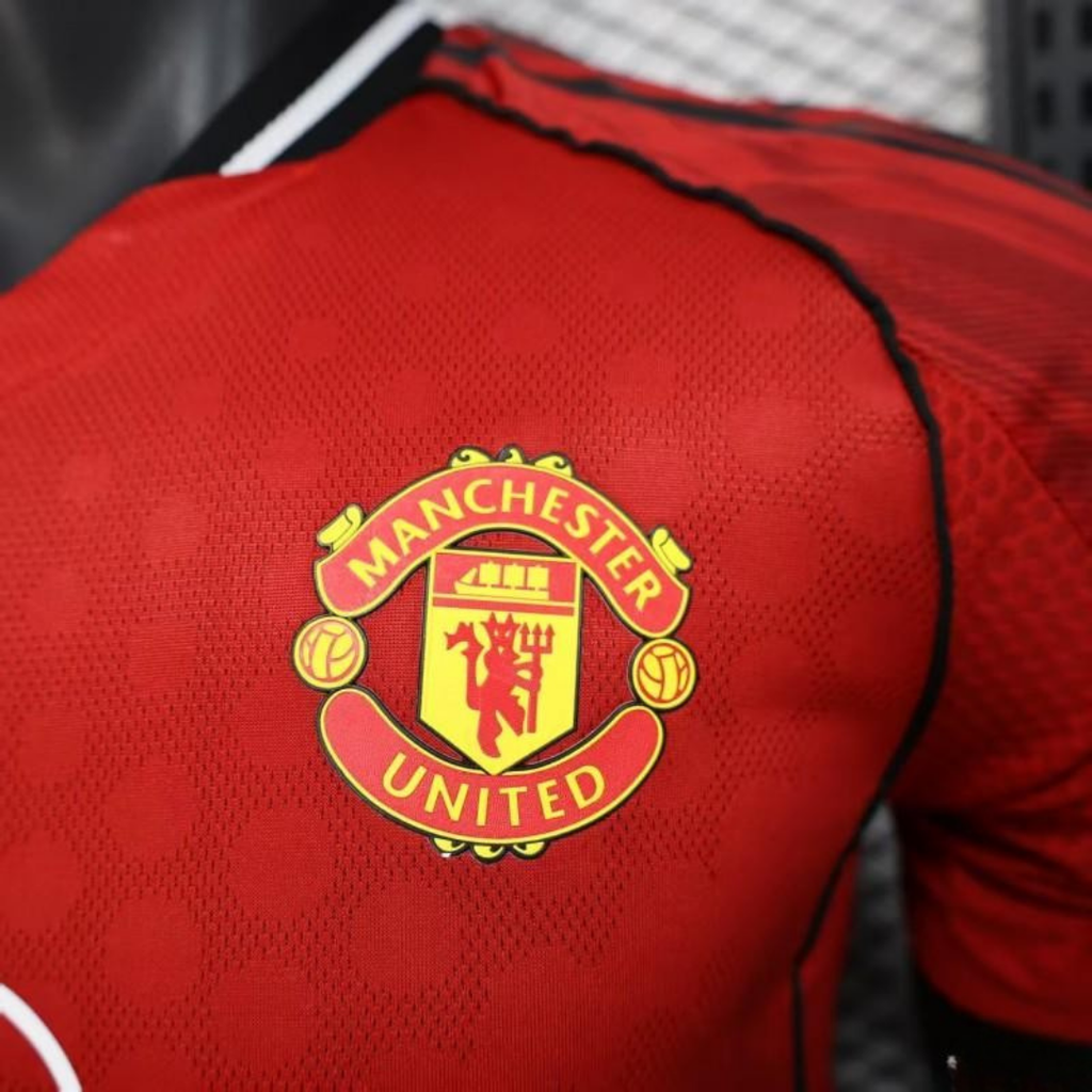 Manchester United 2025-2026 Home Short Sleeve Jersey Personalized PL Patch Collector