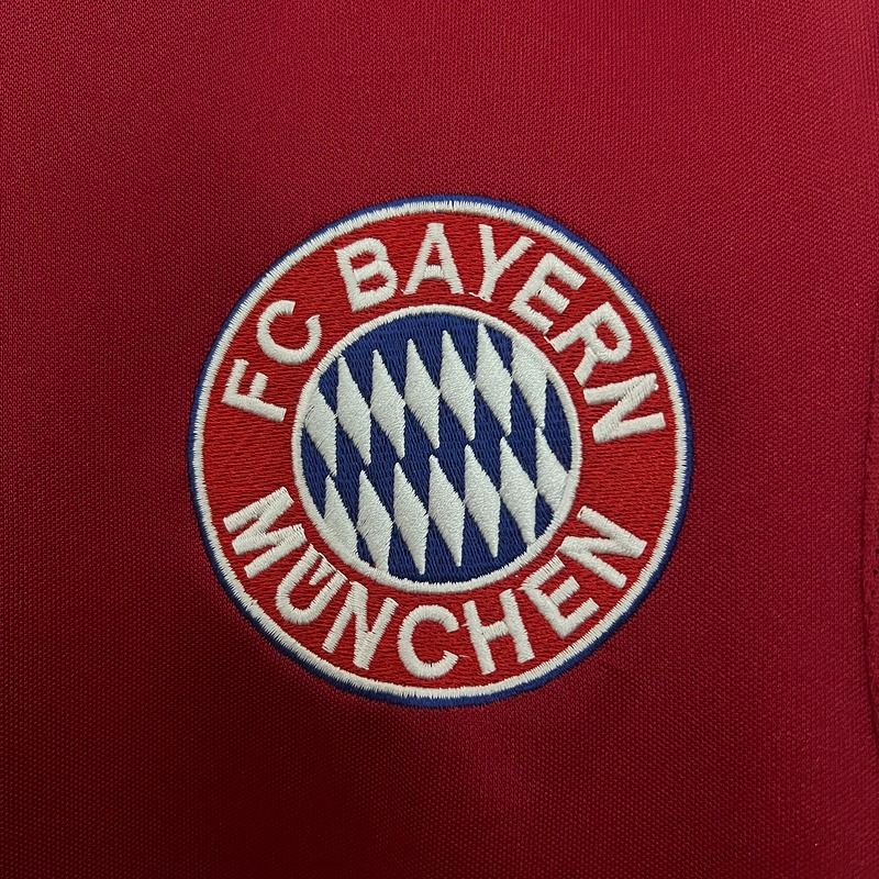 Bayern Munich 2003-2004 Retro Home Short Sleeve Jersey #10 Makaay Bundesliga Patch Personalized Rare