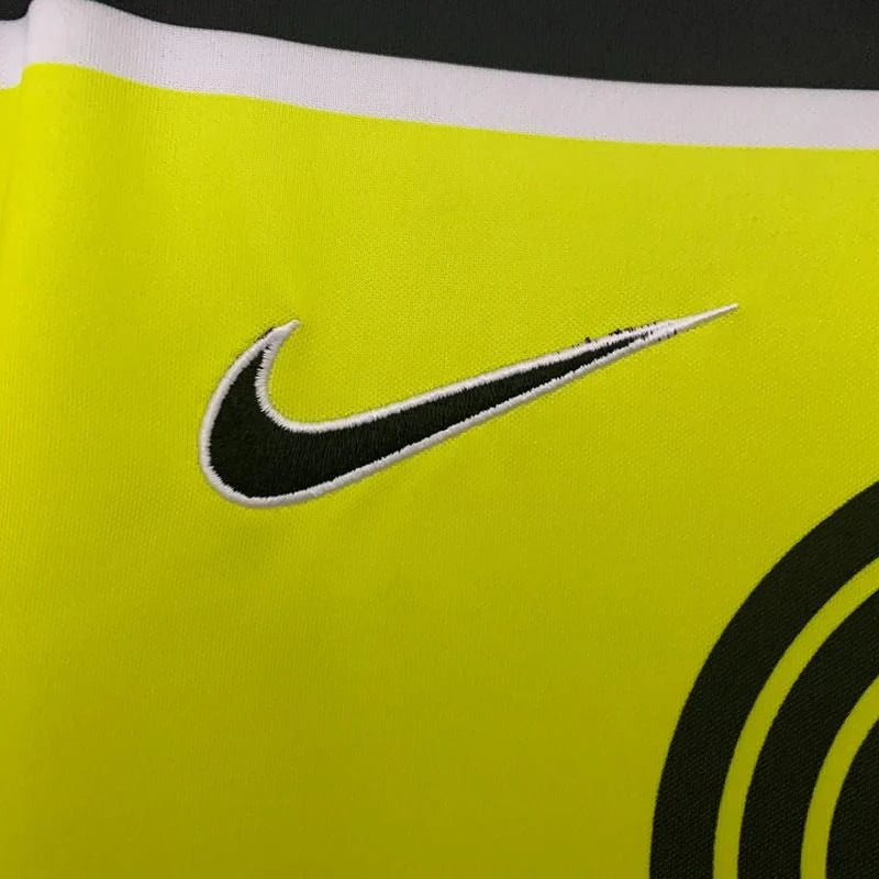 Borussia Dortmund 1996-1997 Green Retro Jersey
