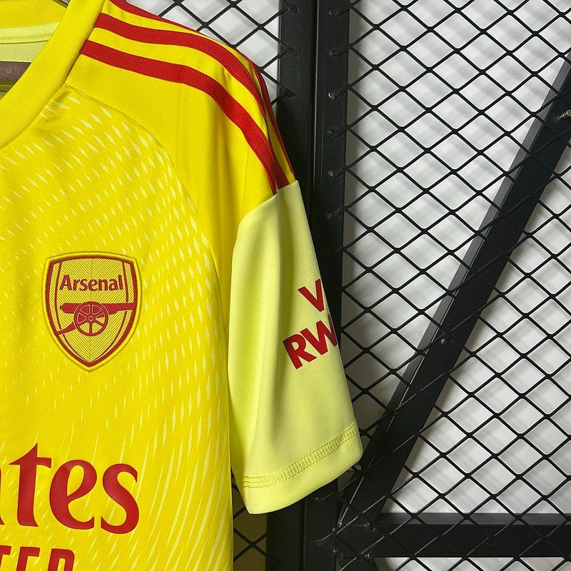 Arsenal FC 2025-2026 Goalkeeper Jersey | Custom Name & Number Men's Fan Shirt - Short Sleeve Tiro Edition with Optional UCL or Premier League Patches