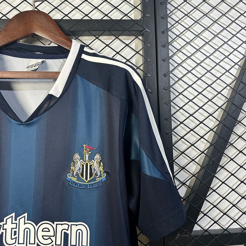 Newcastle 2005-06 Away Retro Jersey