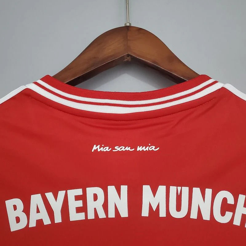 Bayern Munich 2013-2014 Retro Home Long Sleeve Jersey UCL Final Personalized UCL Patch Rare Robben Ribery