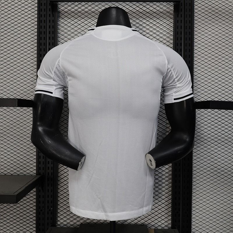 Newcastle United 2025–2026 Home Player Jersey