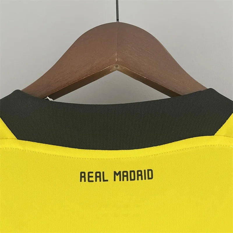 2011/12 Real Madrid Retro Goalkeeper Yellow Jersey La Liga Patch