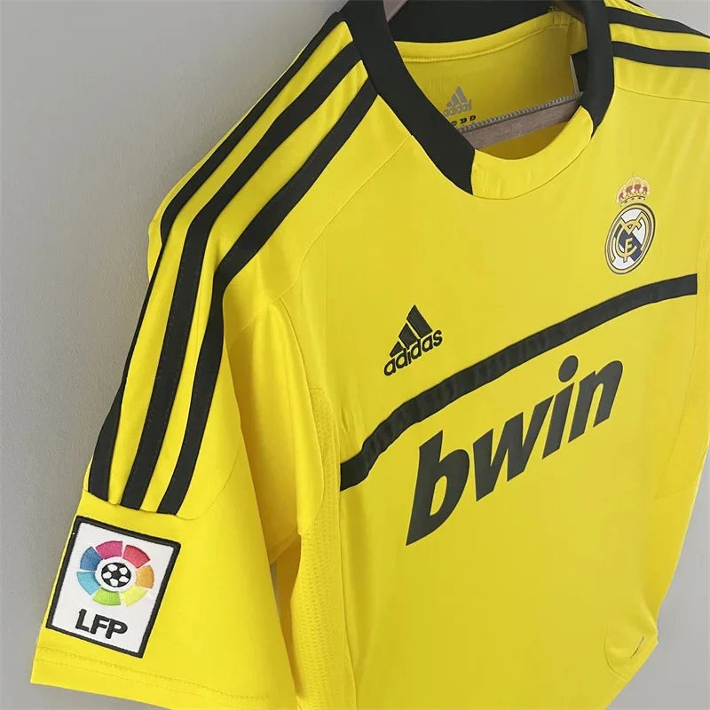 2011/12 Real Madrid Retro Goalkeeper Yellow Jersey La Liga Patch