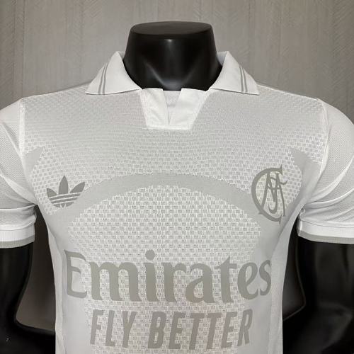 Maillot de foot blanc du Real Madrid 2026/27 version joueur 125ème anniversaire – Maillot édition match unisexe S–XXL
