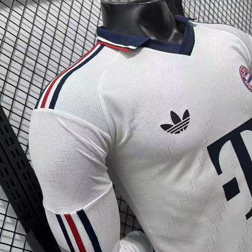 Bayern Munich 2026–2027 Away Long-Sleeve Player Jersey – Upamecano #2