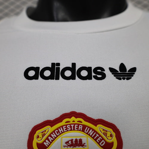 Manchester United 2026–2027 Pre-Match Pro Jersey
